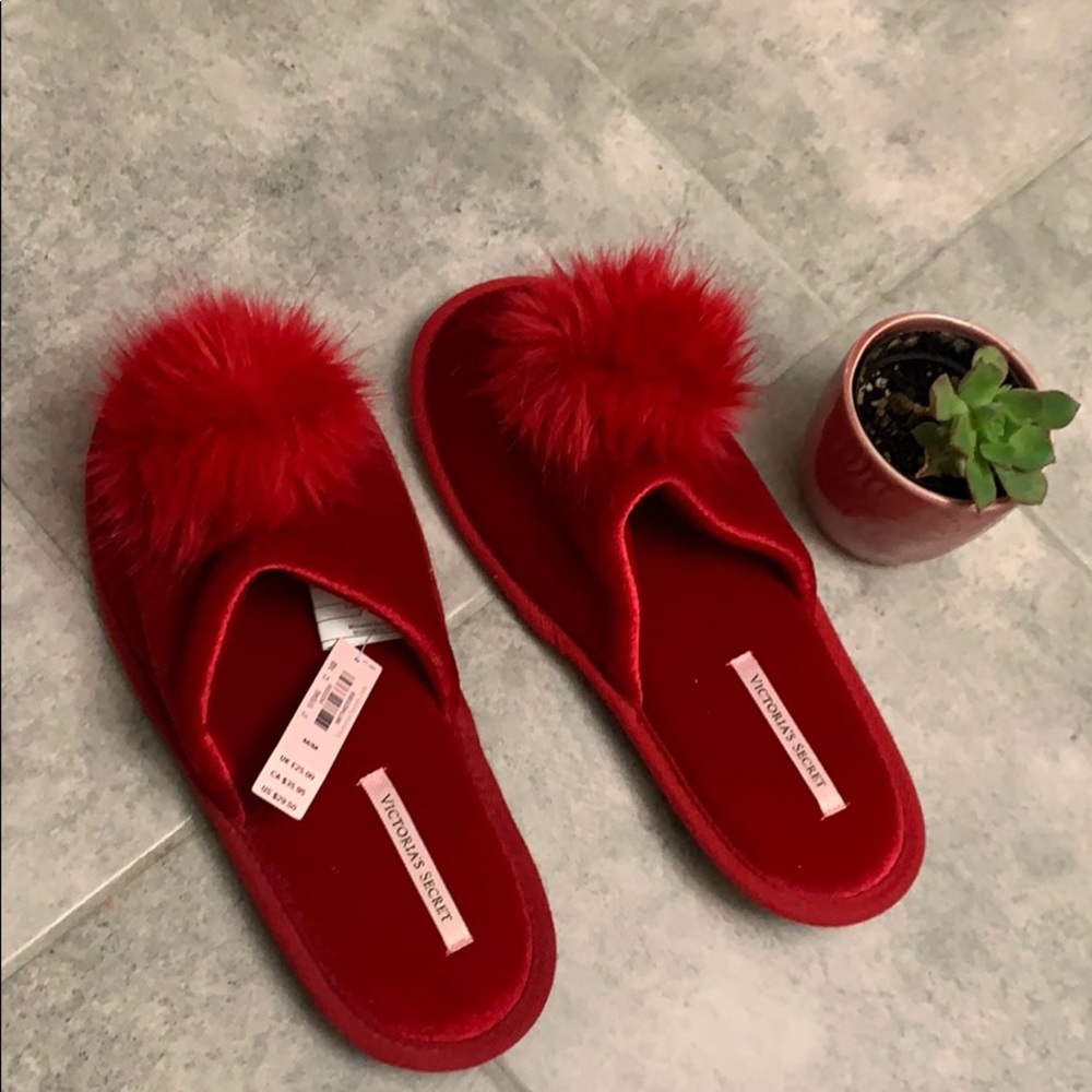 ▪️Victoria Secret ▪️slippers! NEW!! - Picture 4 of 9